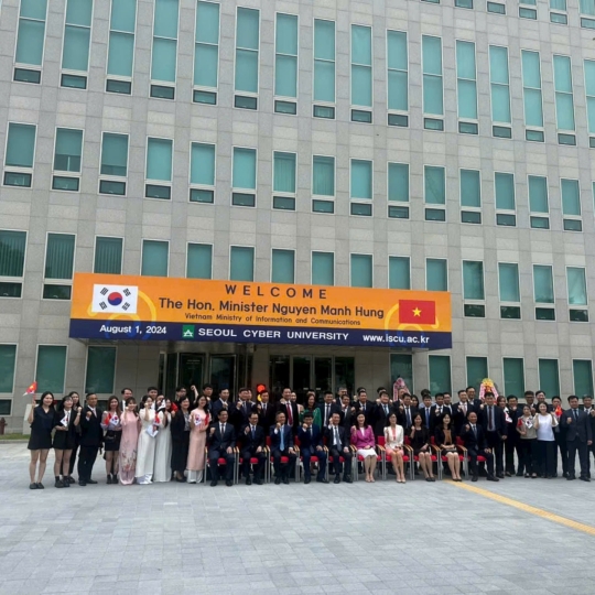 Phục vụ đoàn Bộ trưởng thông tin truyền thông