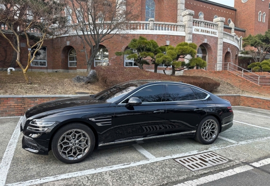 Cho thuê xe sang 4 chỗ tại Hàn Quốc