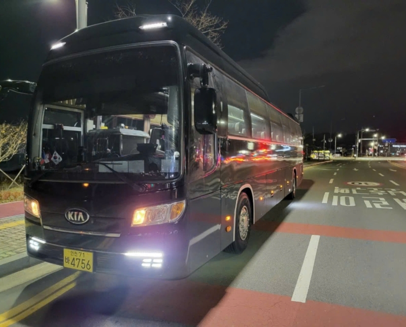 Đội xe của Seoul Travel sẵn sàng phục vụ mùa hoa anh đào 2024.